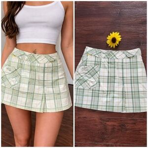 Lole Women's Plaid Skirt Size 8 Green Gray Cotton Blend Stretch Water Repellent